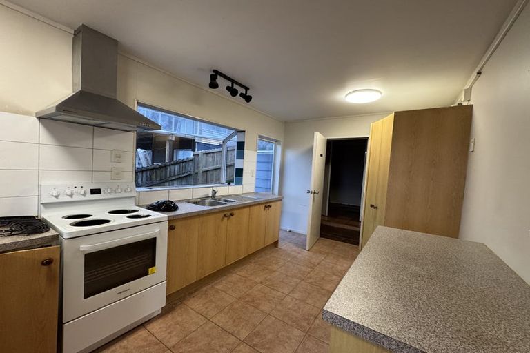 Photo of property in 26 Weldene Avenue, Glenfield, Auckland, 0629