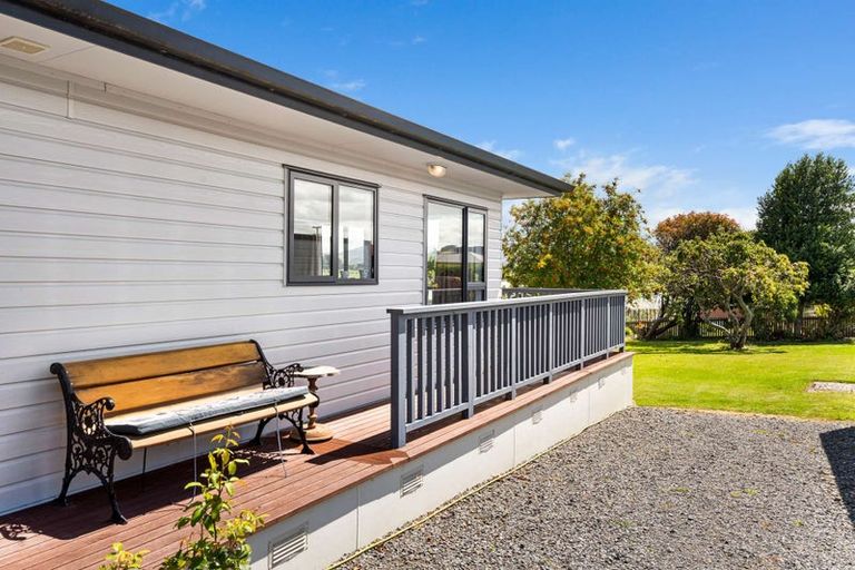 Photo of property in 8 Macandrew Street, Owaka, 9535