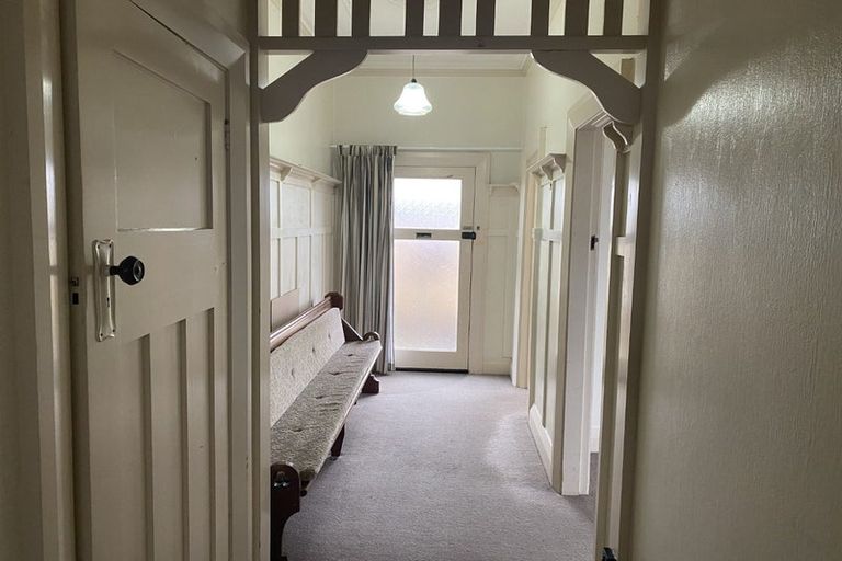 Photo of property in 20 Royal Crescent, Saint Kilda, Dunedin, 9012