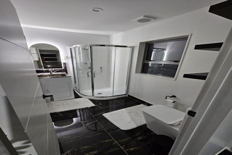 Photo of property in 139a Henderson Valley Road, Henderson, Auckland, 0612