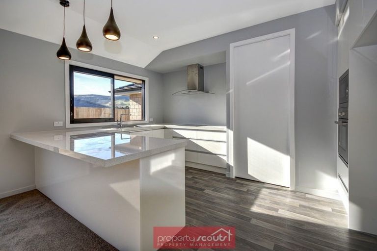 Photo of property in 6 Tate Crescent, Green Island, Dunedin, 9018