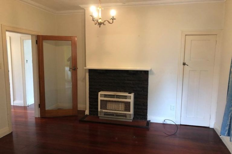 Photo of property in 24 Izard Road, Khandallah, Wellington, 6035