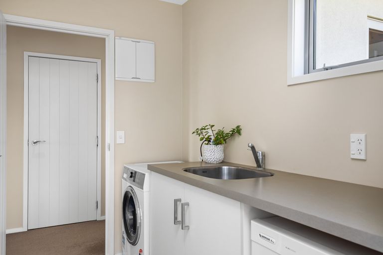 Photo of property in 8 Old Golf Course Road, Bridge Hill, Alexandra, 9320