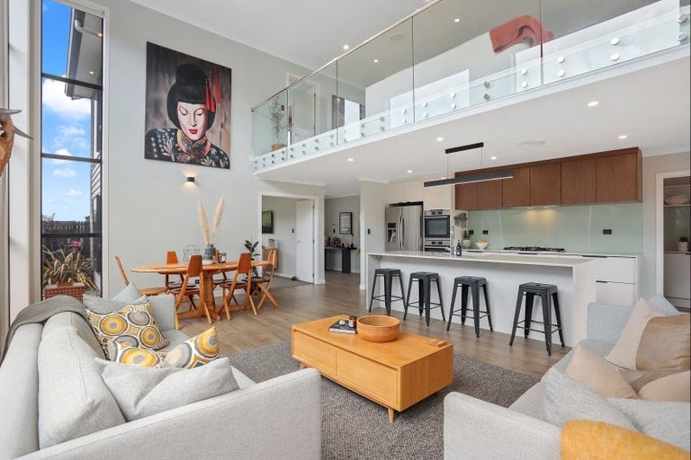 Photo of property in 15 William Blake Way, Riverhead, 0820