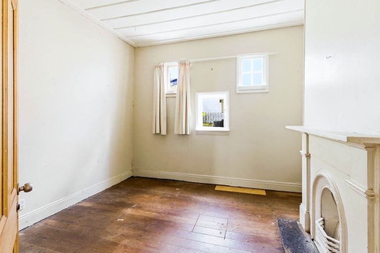 Photo of property in 44 Meadow Street, Mornington, Dunedin, 9011