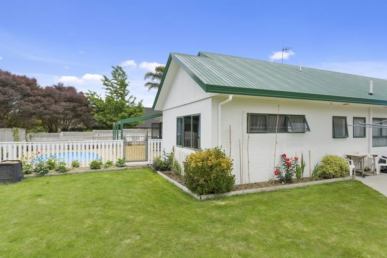 Photo of property in 51 Fairview Place, Te Puke, 3119