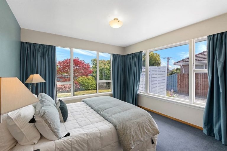 Photo of property in 10 Cotswold Avenue, Bishopdale, Christchurch, 8053