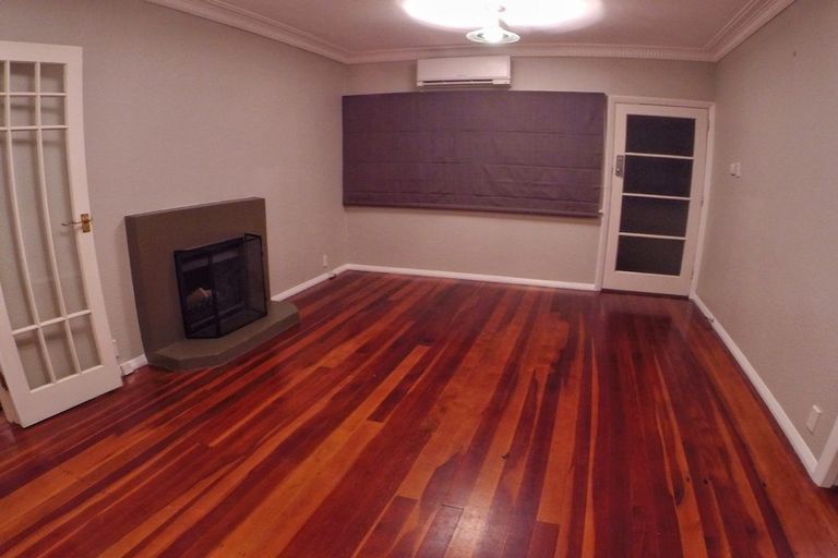 Photo of property in 2/45 Koromiko Street, New Lynn, Auckland, 0600