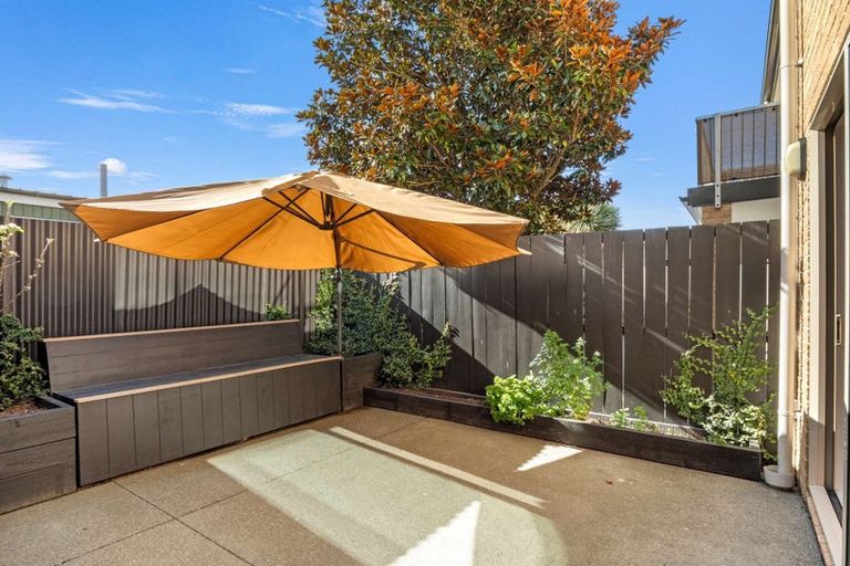 Photo of property in 25c Montrose Street, Sydenham, Christchurch, 8023