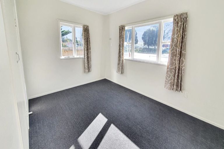 Photo of property in 2/83 Favona Road, Favona, Auckland, 2024