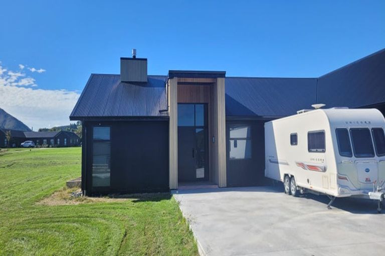 Photo of property in 7 Ribbonwood Lane, Kinloch, Taupo, 3377