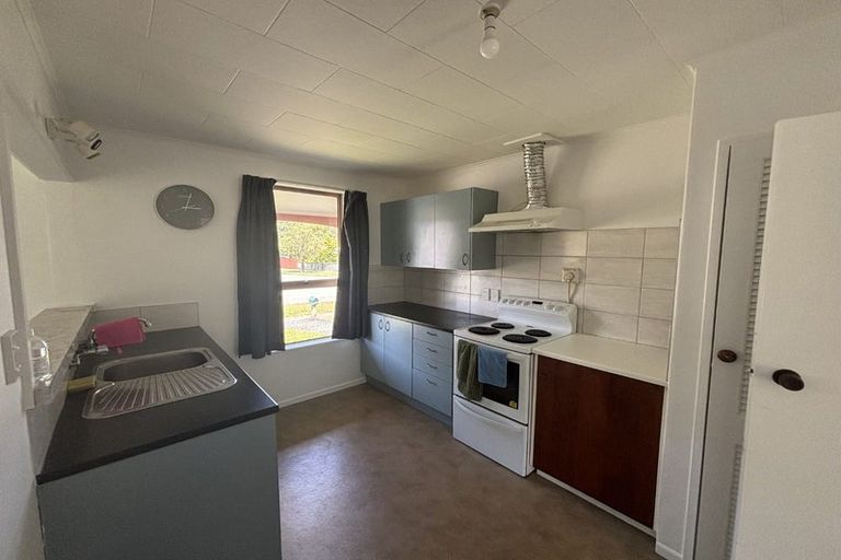 Photo of property in 1/37 Mohaka Street, Wainuiomata, Lower Hutt, 5014