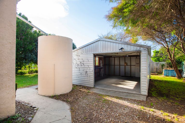 Photo of property in 14 Centennial Crescent, Te Hapara, Gisborne, 4010