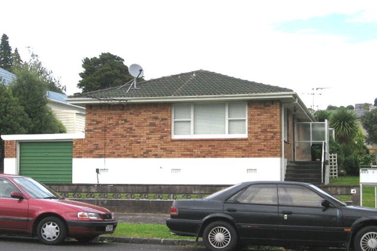 Photo of property in 2/4 Shackleton Road, Mount Eden, Auckland, 1024