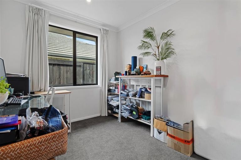 Photo of property in 8 Kaiora Drive, Papamoa Beach, Papamoa, 3118