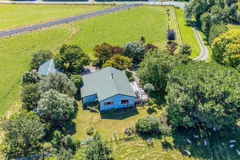 Photo of property in 14 Wingate Road, Opaki, Masterton, 5871