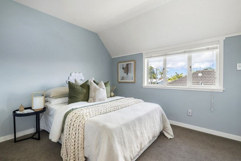 Photo of property in 1/35 Merani Street, Narrow Neck, Auckland, 0622