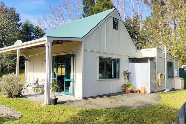 Photo of property in 215 Tara Road, Mangawhai, 0573
