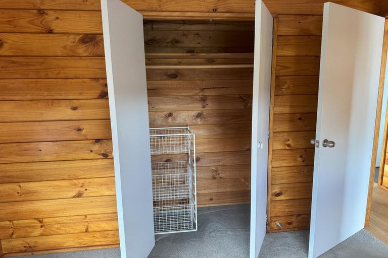 Photo of property in 49 Norcross Avenue, Henderson, Auckland, 0612