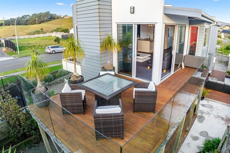 Photo of property in 3 Mo Street, Camborne, Porirua, 5026