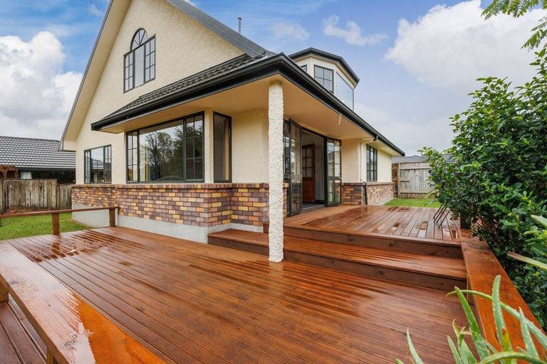 Photo of property in 11 Woodgate Court, Fitzherbert, Palmerston North, 4410