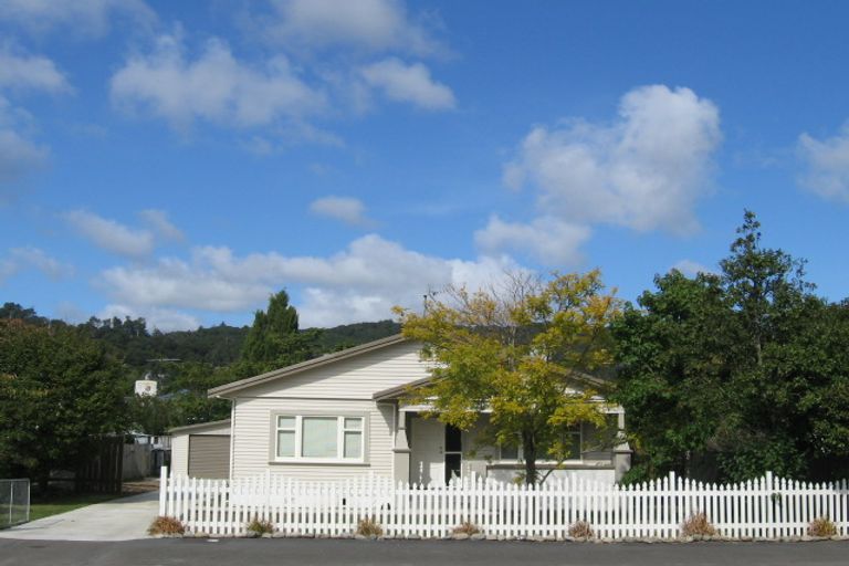 Photo of property in 280 Fergusson Drive, Heretaunga, Upper Hutt, 5018