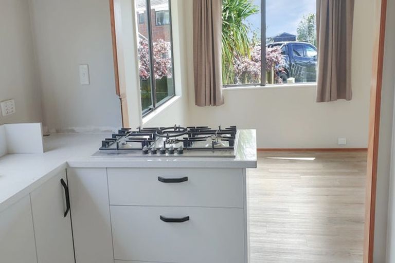 Photo of property in 9 Karawa Place, Kawakawa Bay, Papakura, 2585