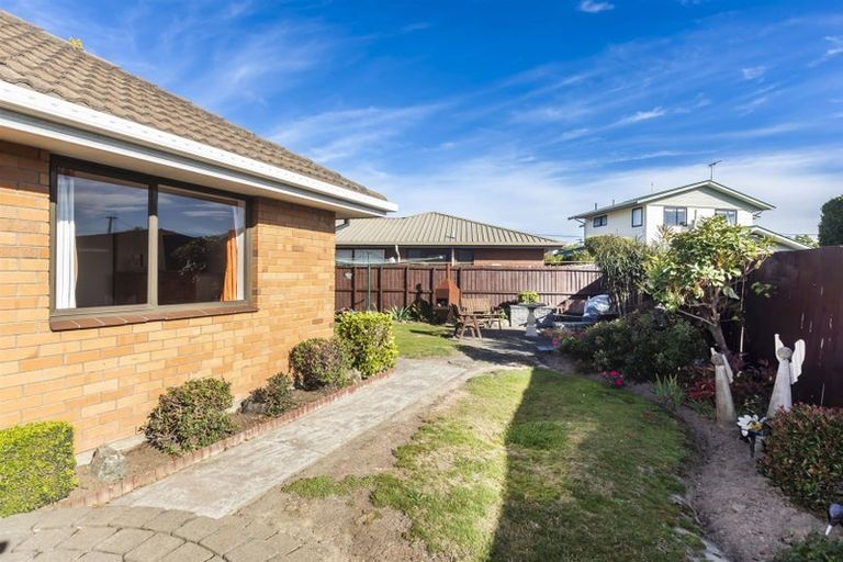 Photo of property in 3/32 Cotswold Avenue, Bishopdale, Christchurch, 8053