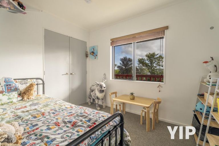 Photo of property in 21 Pelorous Street, Paparangi, Wellington, 6037