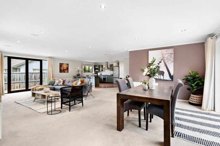 Photo of property in 28 Quill Street, Lake Hayes, Queenstown, 9304