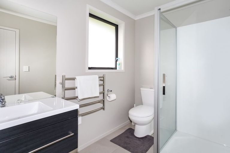 Photo of property in 17 Canmore Street, Pokeno, 2402