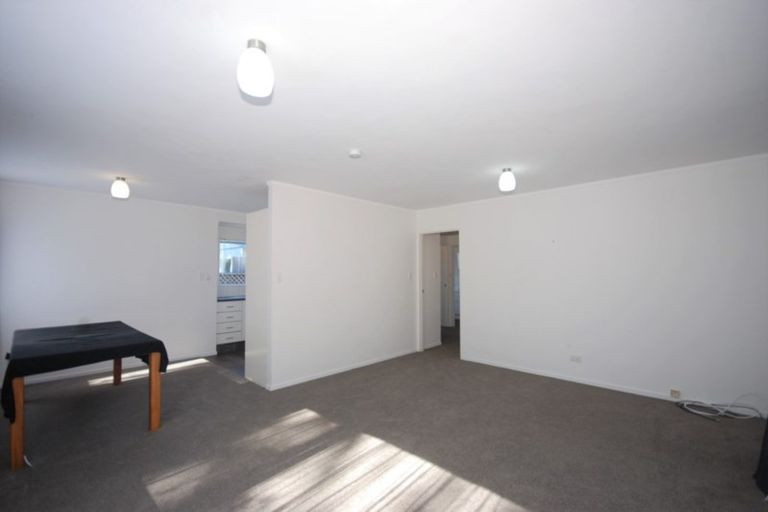 Photo of property in 2/69a Godley Road, Green Bay, Auckland, 0604