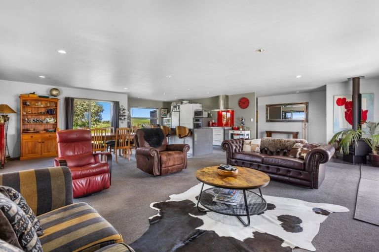 Photo of property in 193 Ackworth Road, Lepperton, New Plymouth, 4373