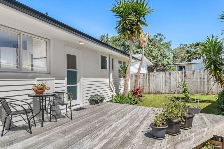 Photo of property in 2/260 Birkdale Road, Birkdale, Auckland, 0626