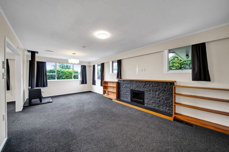 Photo of property in 4 Climie Crescent, Hawera, 4610