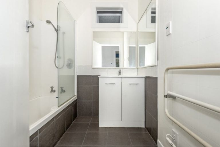 Photo of property in 50 Oak Street, Mangapapa, Gisborne, 4010