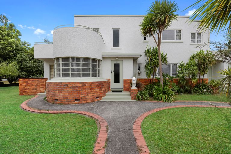 Photo of property in 84 Kenrick Street, Te Aroha, 3320