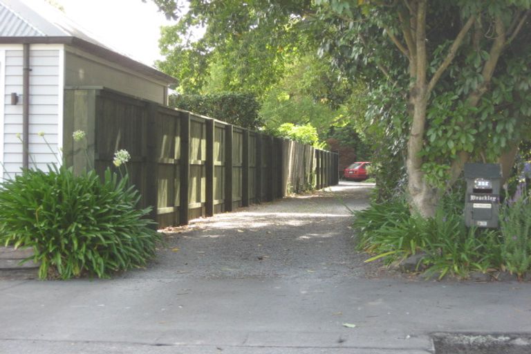 Photo of property in 17 Jacksons Road, Merivale, Christchurch, 8014