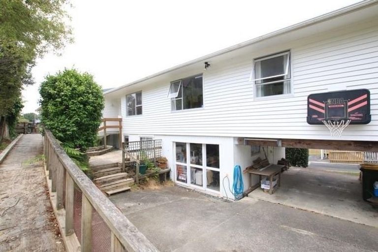 Photo of property in 5 Orne Street, Torbay, Auckland, 0630