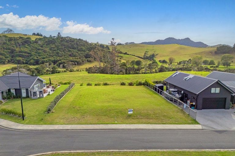 Photo of property in 8 Tohetea Lane, Wharekaho, 3510