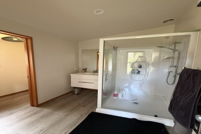 Photo of property in 14mt Aspiring College, 131 Plantation Road, Wanaka, 9305