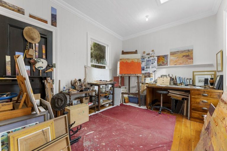 Photo of property in 2 Downes Road, Roseneath, Port Chalmers, 9023