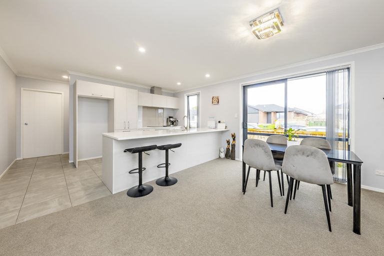 Photo of property in 51 Tawhiti Road, Pukekohe, 2120