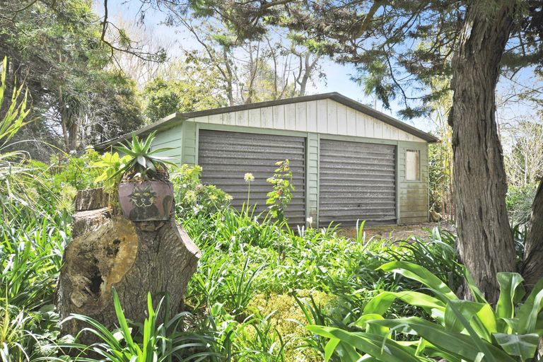 Photo of property in 77 Kaira Road, Kaiwaka, 0573