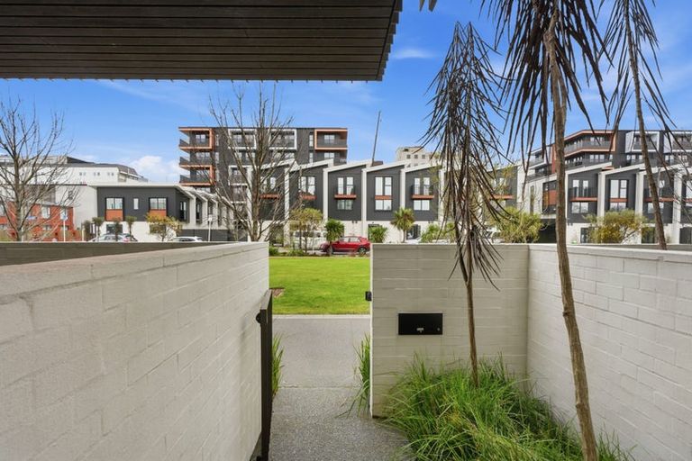 Photo of property in Latimer Terraces, 2/197 Hereford Street, Christchurch Central, Christchurch, 8011