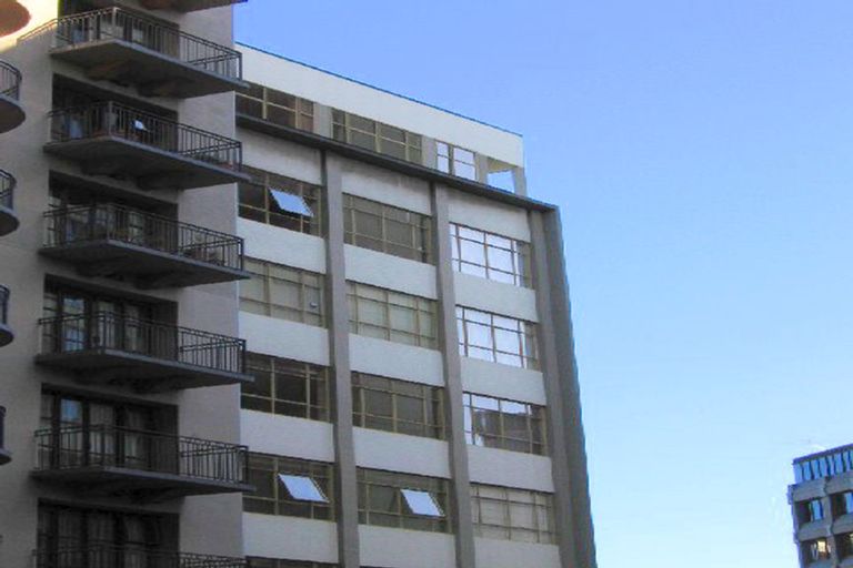 Photo of property in Hume House, 152 The Terrace, Wellington Central, Wellington, 6011