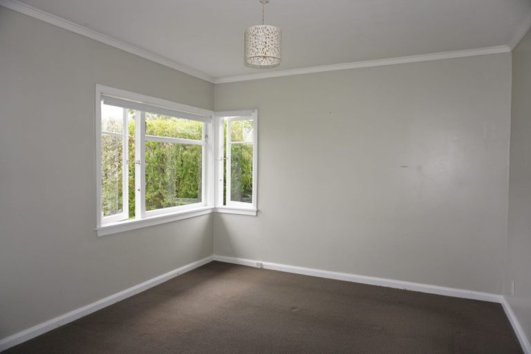 Photo of property in 19 East Street, Terrace End, Palmerston North, 4410