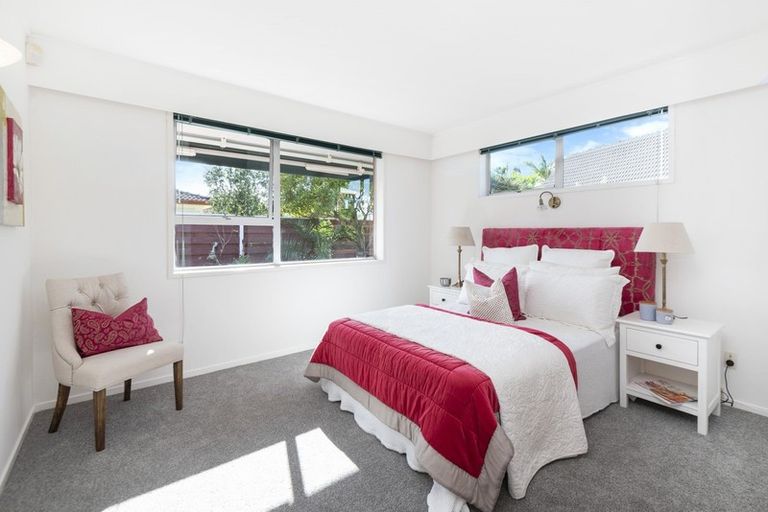 Photo of property in 2/3 Jern Place, Eastern Beach, Auckland, 2012