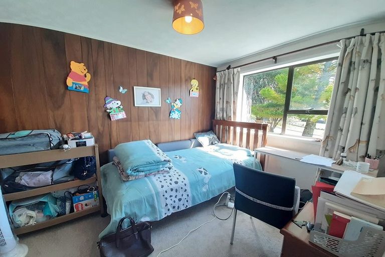 Photo of property in 7a Alaunia Place, Lynfield, Auckland, 1042