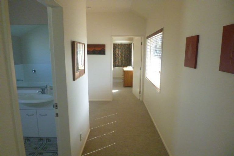 Photo of property in 179 The Parade, Island Bay, Wellington, 6023